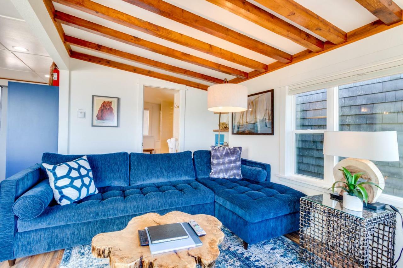 The Bear'S Den Villa Netarts Екстериор снимка